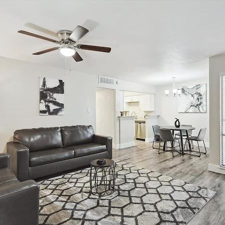 2Br 2Ba Oasis Near Cowboys Stadium & 6 Flags Apartment Arlington Exterior photo